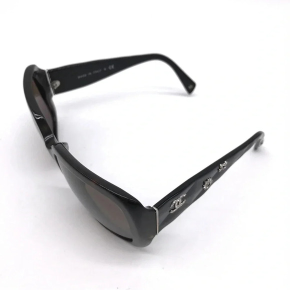 Vintage Chanel Sunglasses - Picture 4 of 14